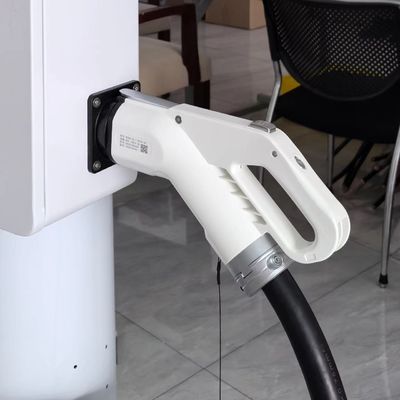 Estação de carregamento de veículos elétricos montada no chão para carregamento rápido Protocolo OCPP Comercial e Doméstico